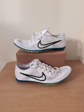 Nike Men's SIZE 8 Zoom Mamba 6